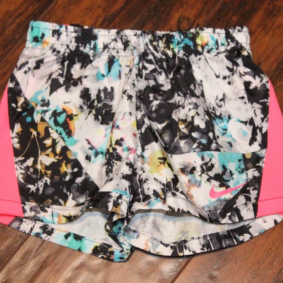 2/$20 🏷 Nike Dri-Fit Shorts Size 18m - Picture 2 of 2